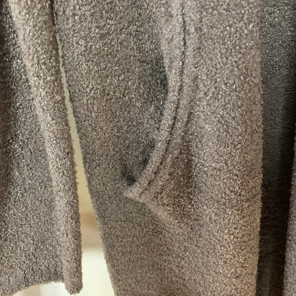 Barefoot Dreams Cozy Chic Lite Calypso Wrap Cocoa - Picture 7 of 8